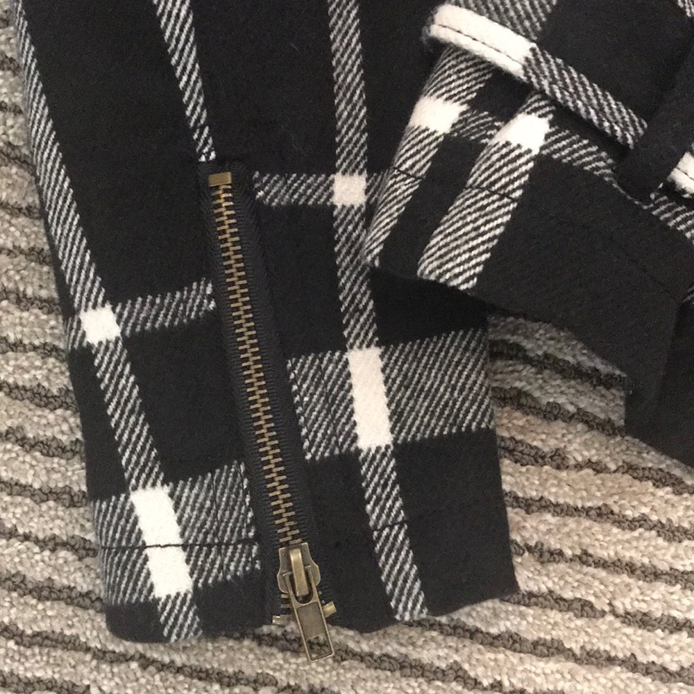 Short plaid jacket - Picture 4 of 8